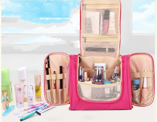 Trousse de voyage beauté Miyou ouverte avec compartiments